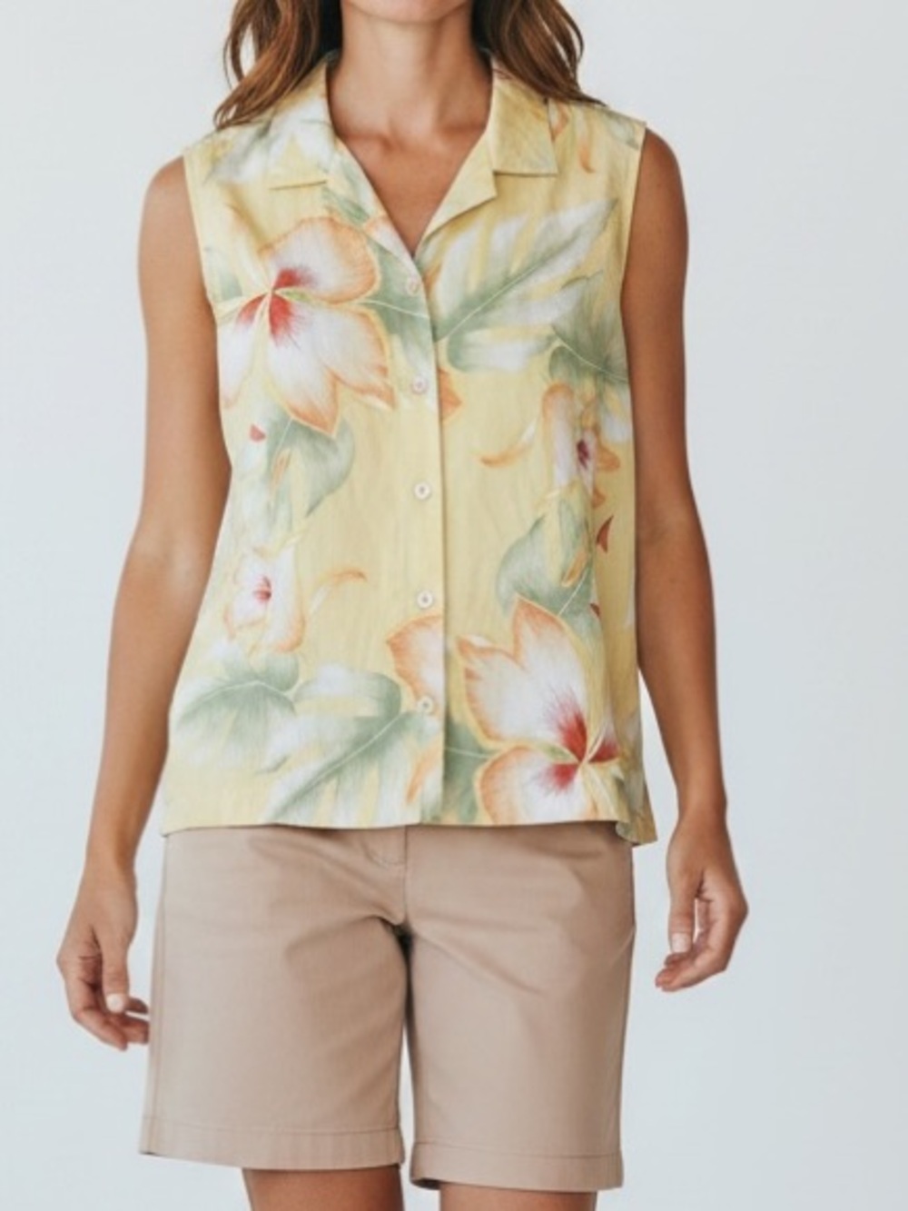 Tommy Bahama silk floral button up blouse tropical hibiscus and leaf print